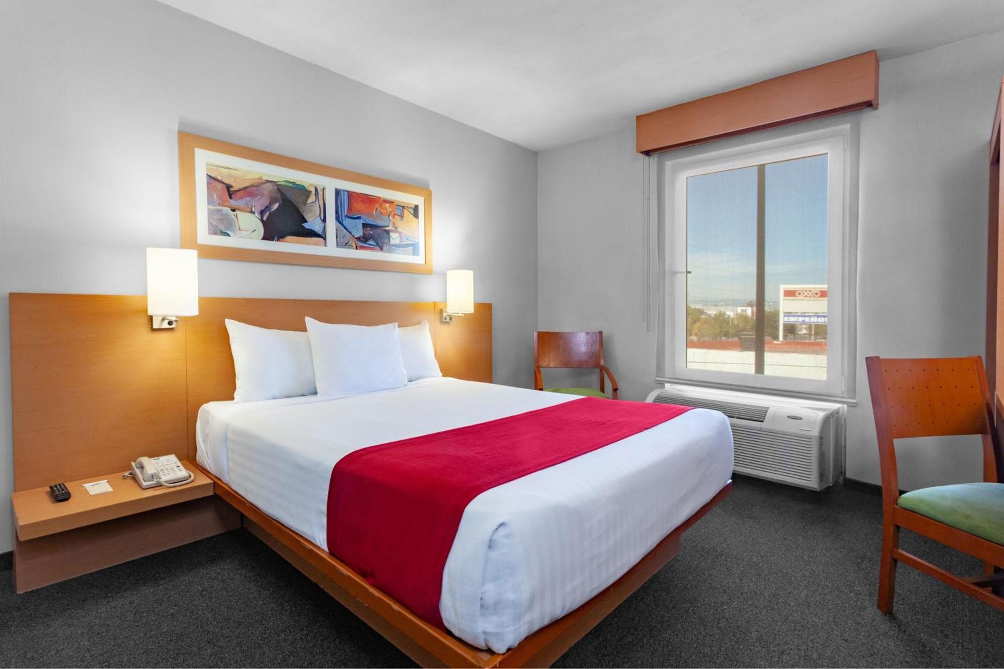 City Express By Marriott Celaya Parque Buitenkant foto