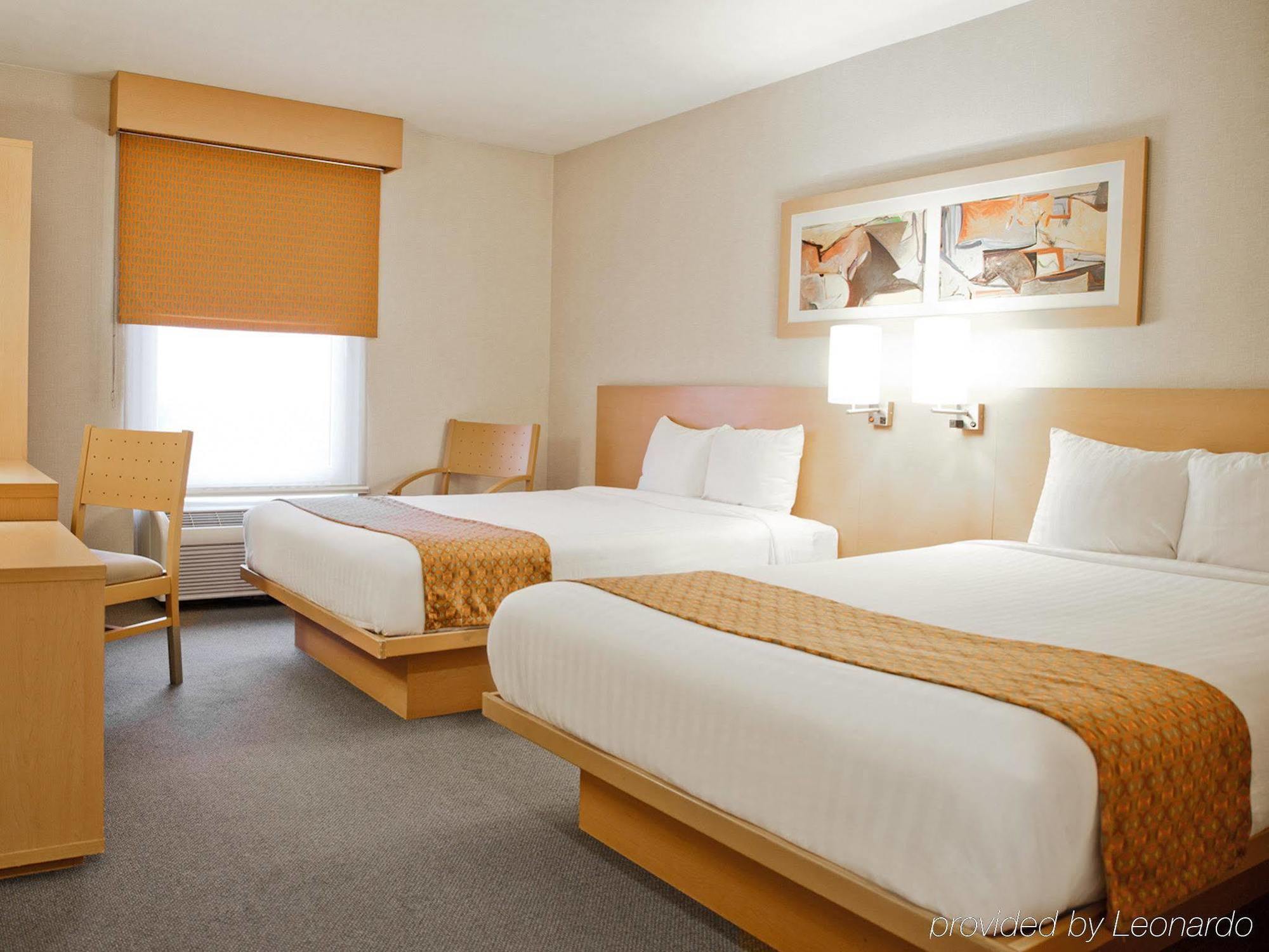 City Express By Marriott Celaya Parque Buitenkant foto